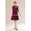 Manteau d&#39;automne 2016 pour les femmes mûres élégante fleur brodée Royal Red and Noble Blue Dress